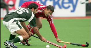 Junior hockey team arrives from Singapore